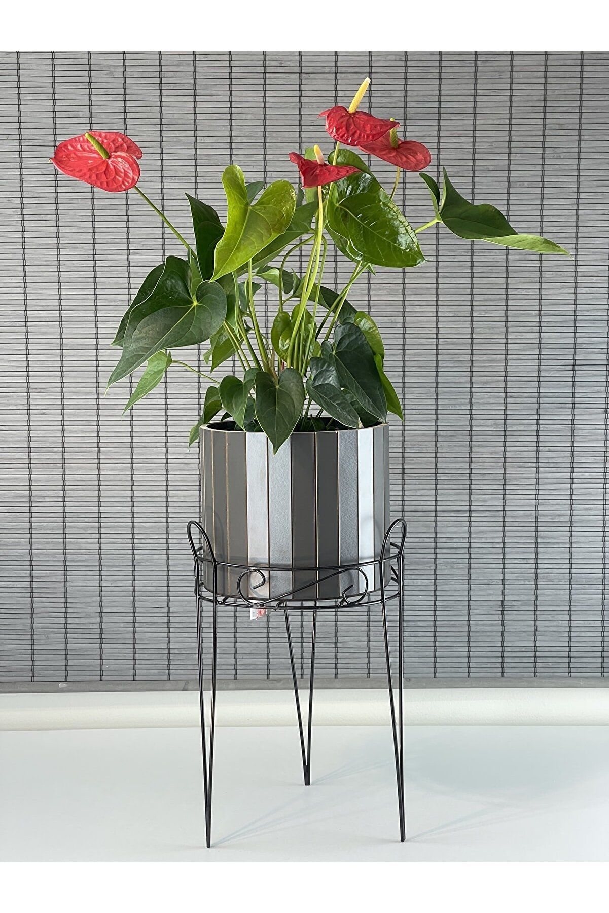 Bahçem Dekoratif Ferforje Ayaklı Ahşap Saksı,Saksı Standı 25,5x50cm